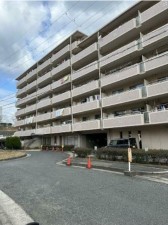 泉南郡熊取町大久保南、マンションの画像です