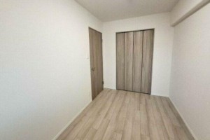 泉南郡熊取町大久保北、マンションの画像です