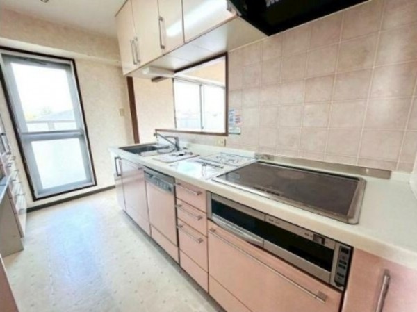 泉南郡熊取町大久保北、マンションの画像です