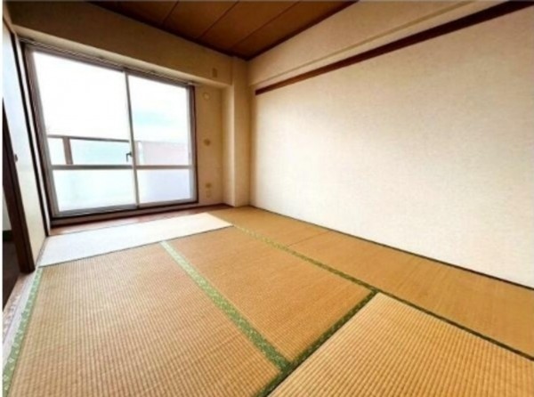 泉南郡熊取町大久保北、マンションの画像です