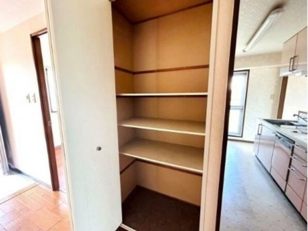 泉南郡熊取町大久保北、マンションの画像です