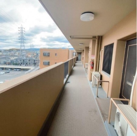 泉南郡熊取町大久保南、マンションの画像です
