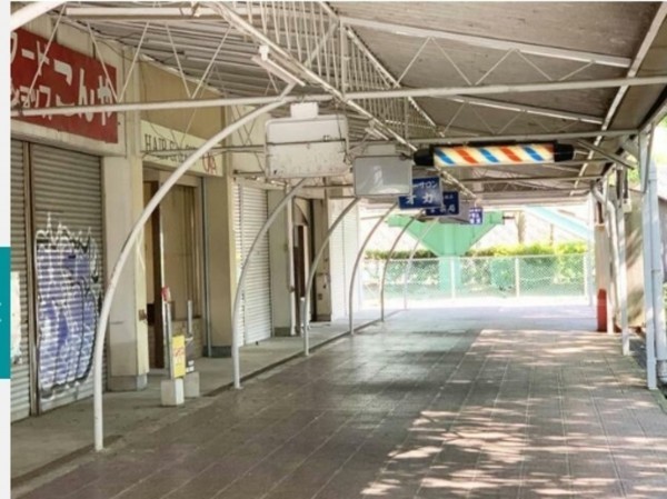 泉南郡熊取町美熊台、収益物件/店舗付住宅の画像です