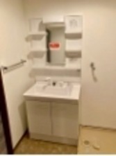 貝塚市澤、マンションの画像です