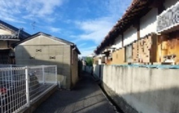 泉佐野市市場西、中古一戸建ての外観画像です