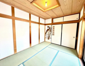 泉南郡熊取町山の手台、中古一戸建ての画像です