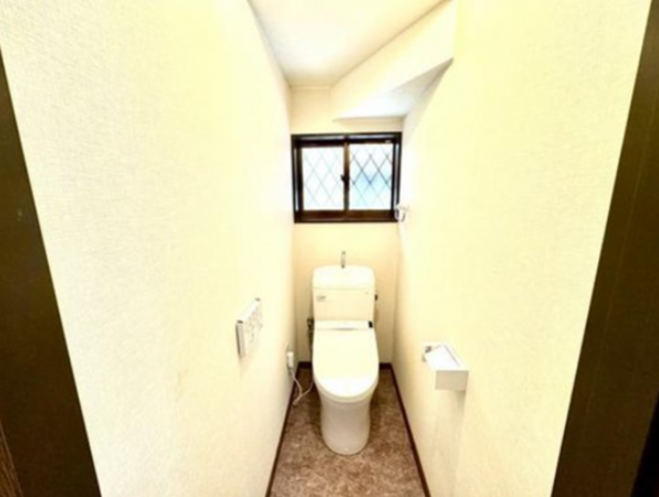 泉南郡熊取町山の手台、中古一戸建ての画像です