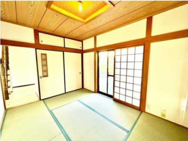 泉南郡熊取町山の手台、中古一戸建ての画像です