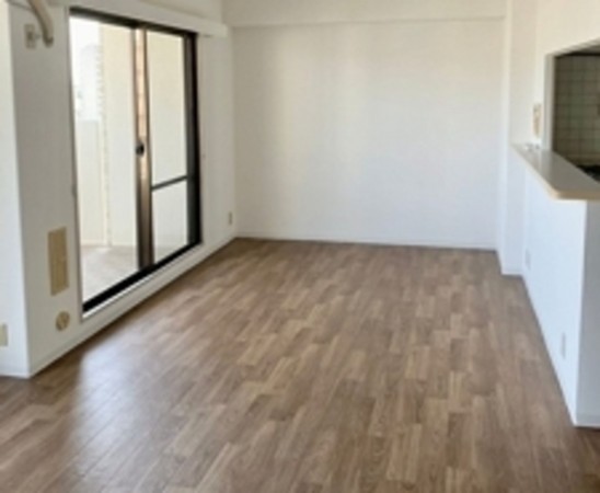 貝塚市清児、マンションの画像です