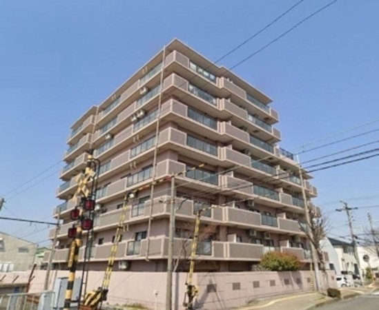 貝塚市海塚、マンションの画像です