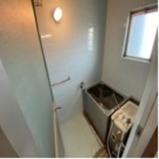 泉佐野市下瓦屋、マンションの画像です