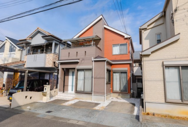 泉佐野市下瓦屋、中古一戸建ての画像です