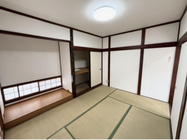 泉佐野市日根野、中古一戸建ての画像です