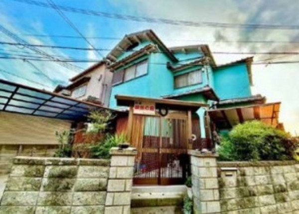 泉佐野市羽倉崎上町、中古一戸建ての外観画像です