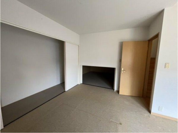 泉南郡熊取町つばさが丘西、中古一戸建ての画像です