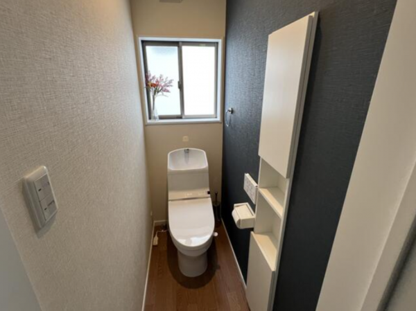 泉南郡熊取町大久保中、中古一戸建ての画像です