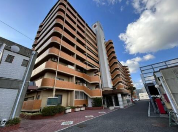 泉佐野市日根野、マンションの画像です