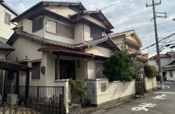 貝塚市澤、中古一戸建ての画像です