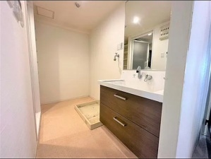 貝塚市二色、マンションの画像です