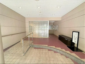 貝塚市二色、マンションの画像です