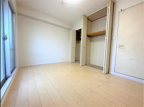 貝塚市二色、マンションの画像です