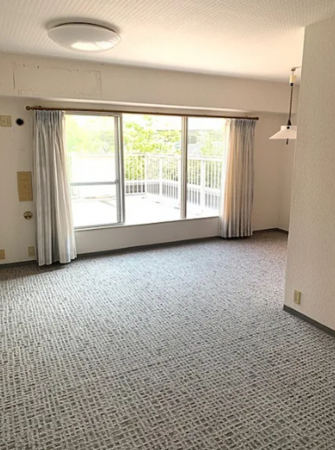 貝塚市二色、マンションの画像です