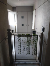 貝塚市二色、マンションの画像です
