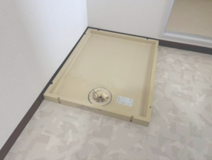 貝塚市窪田、マンションの画像です
