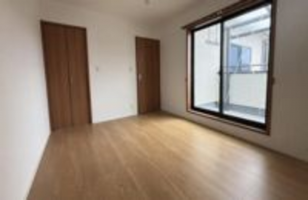 泉佐野市笠松、中古一戸建ての画像です
