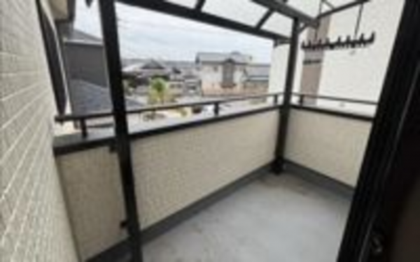 泉佐野市笠松、中古一戸建ての画像です