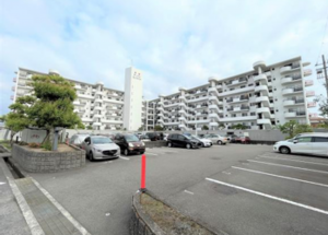 貝塚市北町、マンションの外観画像です