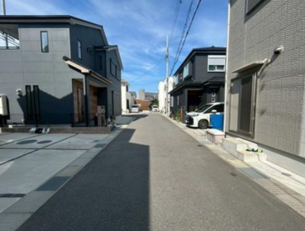泉佐野市南中安松、中古一戸建ての画像です