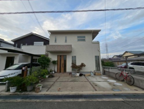 泉佐野市葵町、中古一戸建ての画像です