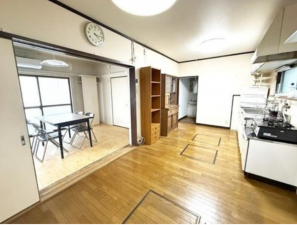 貝塚市王子、中古一戸建ての画像です