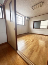 泉佐野市鶴原、中古一戸建ての画像です