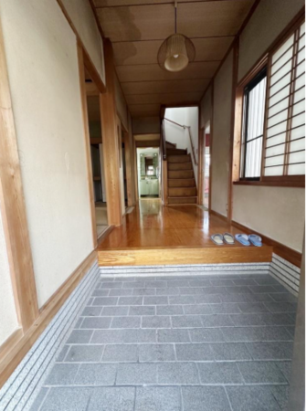 泉佐野市鶴原、中古一戸建ての画像です