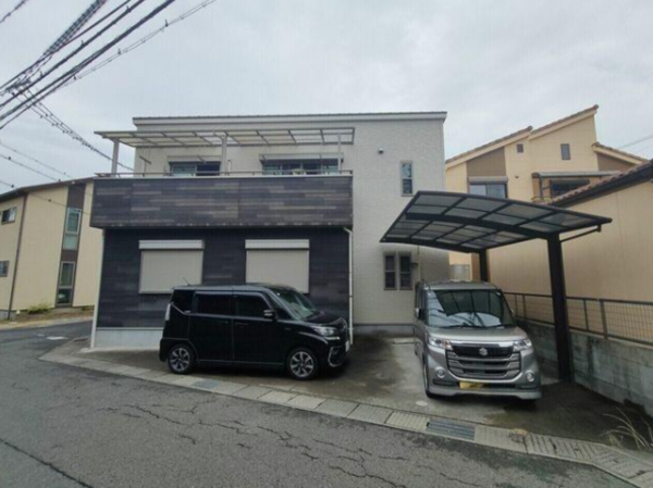 泉佐野市日根野、中古一戸建ての画像です