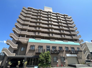 泉佐野市羽倉崎、マンションの画像です