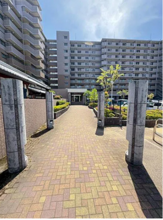 貝塚市福田、マンションの画像です