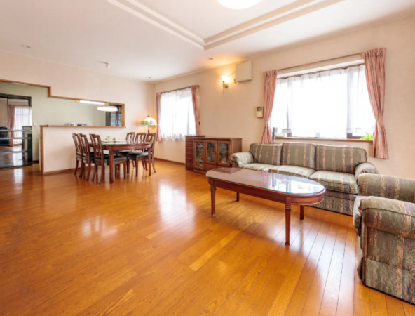 岸和田市磯上町、中古一戸建ての画像です