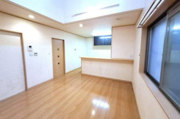 岸和田市荒木町、中古一戸建ての画像です