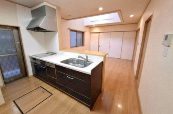 岸和田市荒木町、中古一戸建ての画像です
