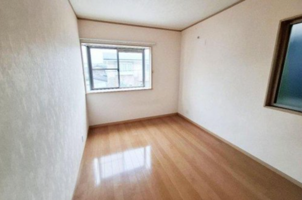 岸和田市荒木町、中古一戸建ての画像です