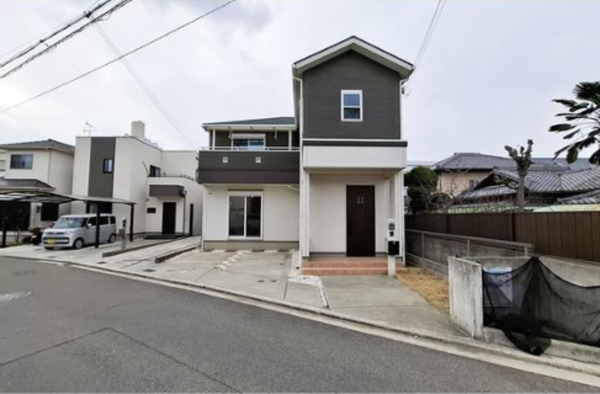 岸和田市松風町、中古一戸建ての画像です