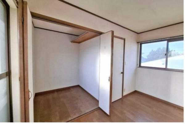 岸和田市下野町、中古一戸建ての画像です