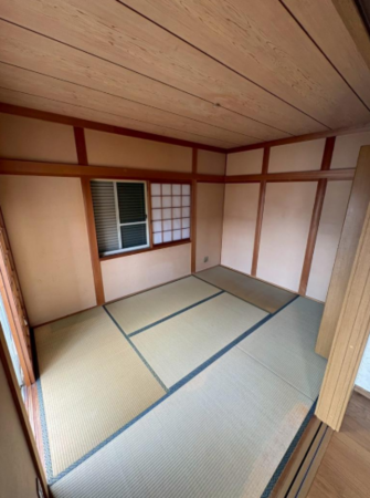 岸和田市下野町、中古一戸建ての画像です