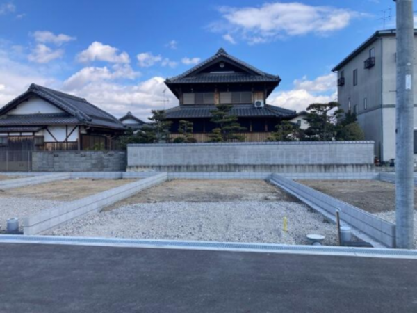 岸和田市三田町、新築一戸建ての画像です