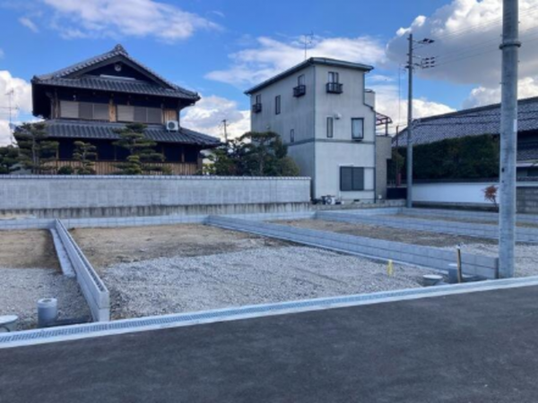 岸和田市三田町、新築一戸建ての画像です