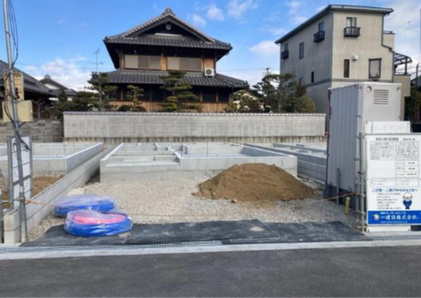 岸和田市三田町、新築一戸建ての画像です