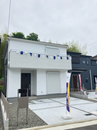 岸和田市三田町、新築一戸建ての画像です